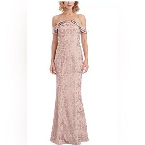 JS COLLECTIONS
Off-The-Shoulder Mermaid Gown